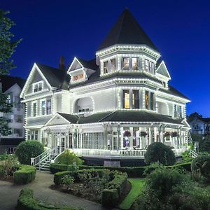 Pendray Inn And Tea House